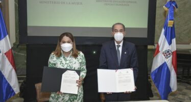 Ministerio de la Mujer y MESCYT firman acuerdo para la implementar cátedra de igualdad y derecho