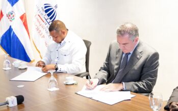 Alcaldía de SPM y PROPEEP firman acuerdo de cooperación