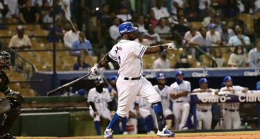 Licey derrota a las Estrellas 9 carreras por 1