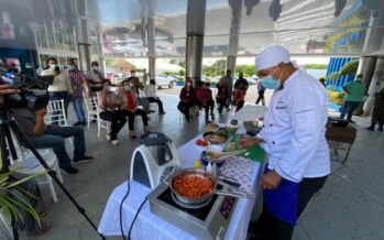 Salud Pública en “Semana del Bienestar” realiza “cooking show” de comida saludable