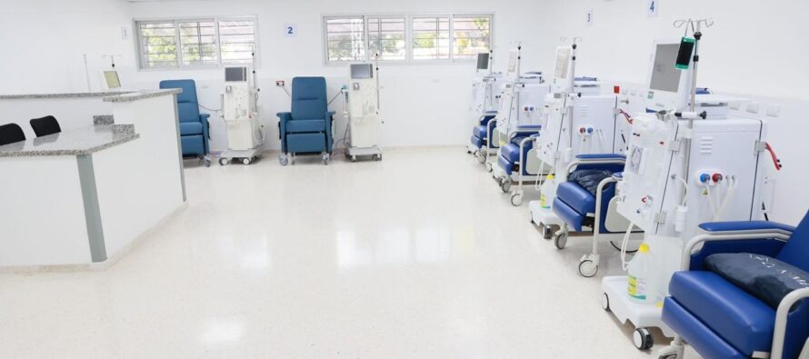 Inauguran Unidades de Hemodiálisis y de Cuidados Intensivos en Hospital Jaime Oliver Pino de SPM