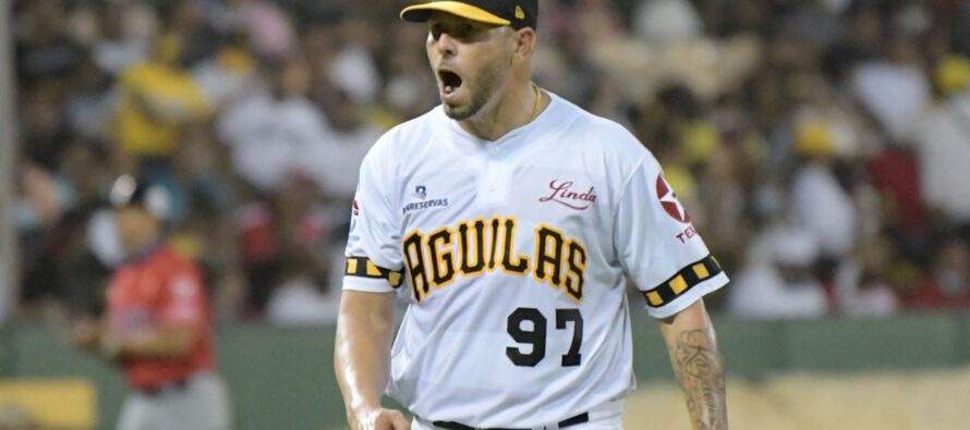 Águilas y Maya blanquearon a los Leones del Escogido 6-0