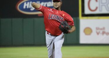 Leones del Escogido triunfan ante los Toros