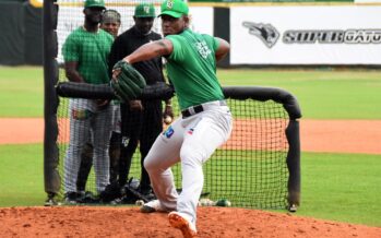 Liz abrirá primer juego y Blanco se queda con Estrellas