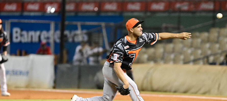 Toros y Valdés complican la clasificación a los Leones al derrotarlos 7-0