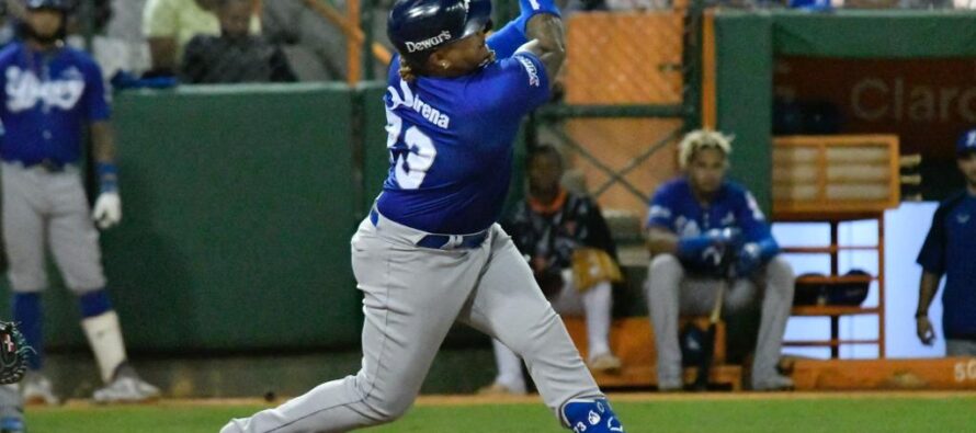 Licey derrota a los Toros con blanqueada 10-0