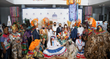 Ministerio de Cultura anuncia celebración del Desfile Nacional de Carnaval 2022