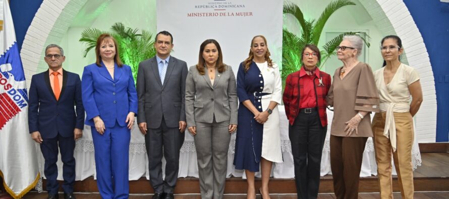 El Ministerio de la Mujer y el INPOSDOM lanzan la emisión postal dedicada a Abigail Mejía