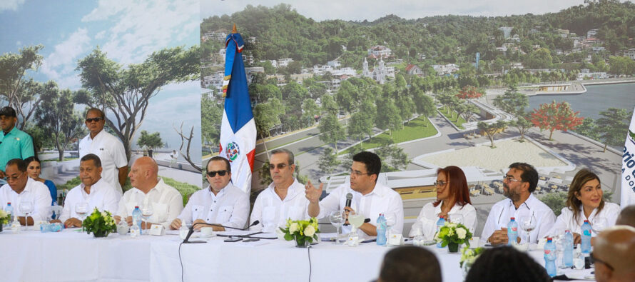 Presentan “Proyecto Malecón” en Samaná