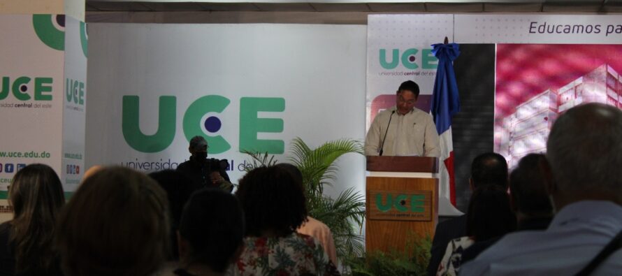 UCE realiza encuentro con egresados nacionales e internacionales de su Escuela de Medicina