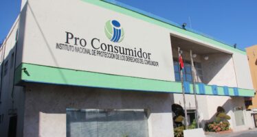 Pro Consumidor cierra estaciones de combustibles que despachaban menos