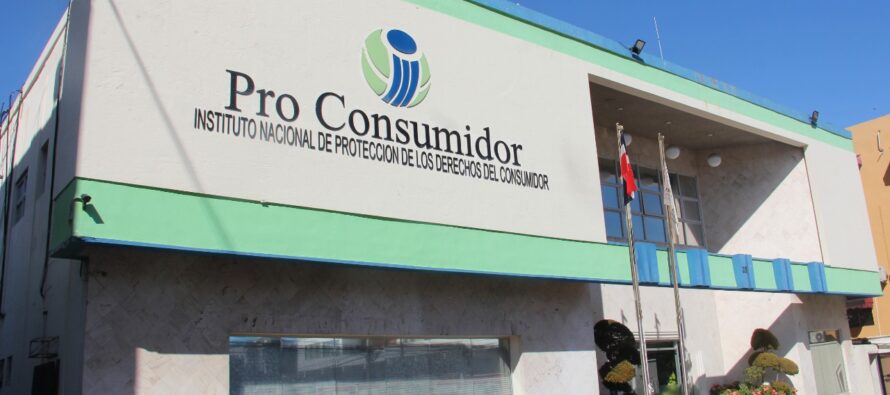 Pro Consumidor cierra estaciones de combustibles que despachaban menos