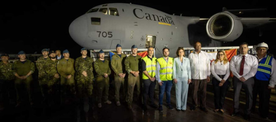 Reciben personal y equipos de excavación especial desde Canadá para el rescate de mineros