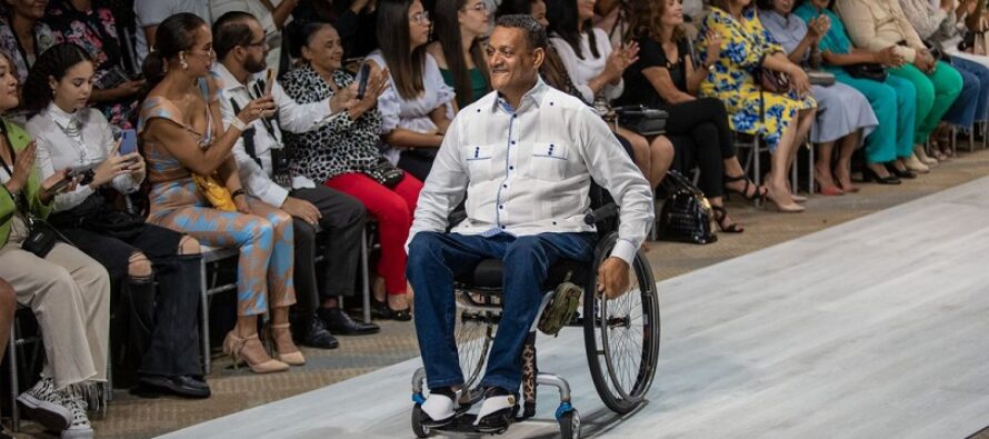 RD Fashion Week se abrió a la inclusión con desfile de personas vulnerables