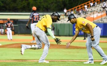 Las Águilas blanquean a los Toros a domicilio