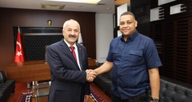 Alcalde de SPM agota agenda de trabajo en Turquía; firmará acuerdo de hermanamiento