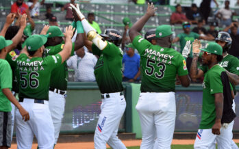 Estrellas le ganan doble juego a Toros para empatar en la cuarta posición