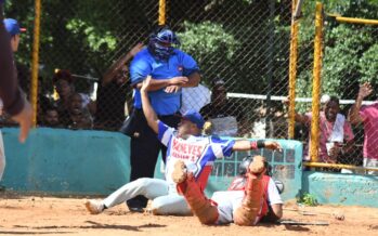 Mameyes y la Milagrosa disputarán la final del máster en softbol Asoprosado