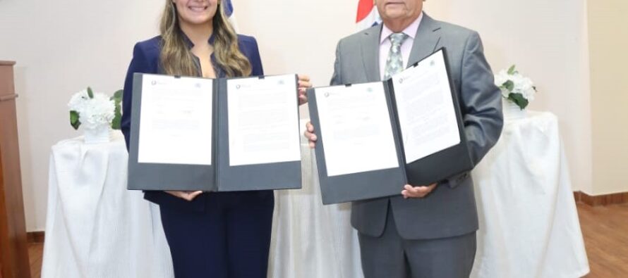 ProDominicana y la Cámara de Comercio de Hato Mayor firman acuerdo