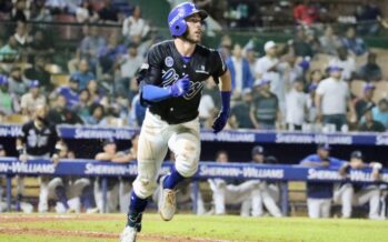 Licey y Gigantes dividen una victoria por equipo en la doble cartelera