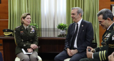 Presidente Abinader se reúne con comandante del Comando Sur EE.UU. general Laura Jane Richardson