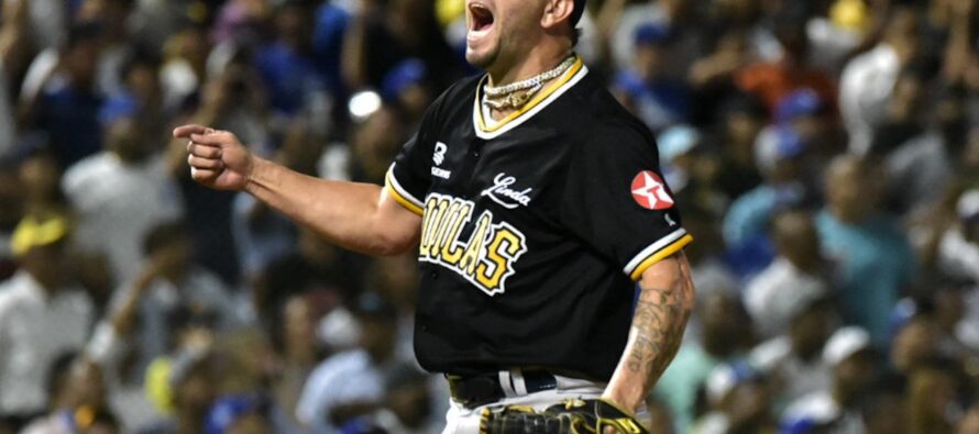 Águilas derrotan al Licey y quedan solas en primer lugar