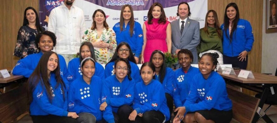 Diez niñas dominicanas visitarán el Space Center de la NASA por el programa “Ella Es Astronauta”