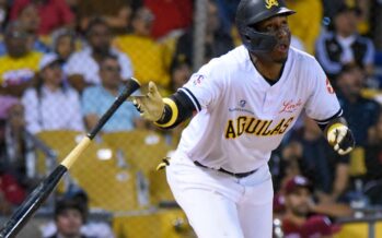 Águilas apalean Gigantes 9-0 en inicio semifinal