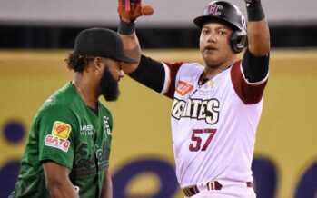 Con tres cuadrangulares las Estrellas derrotan a Gigantes 10-5