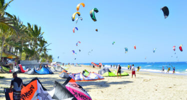 RD promueve en Surf Expo 2023 a Cabarete como la capital de olas y vientos en el Caribe
