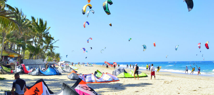 RD promueve en Surf Expo 2023 a Cabarete como la capital de olas y vientos en el Caribe