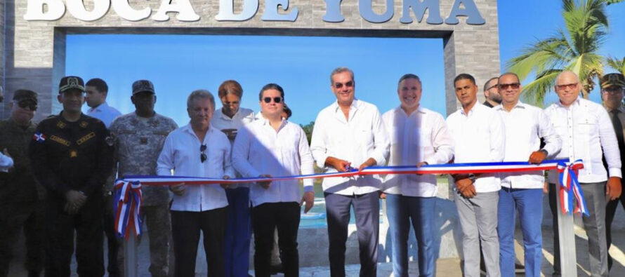 Gobierno inaugura muelle turístico y de pescadores Boca de Yuma