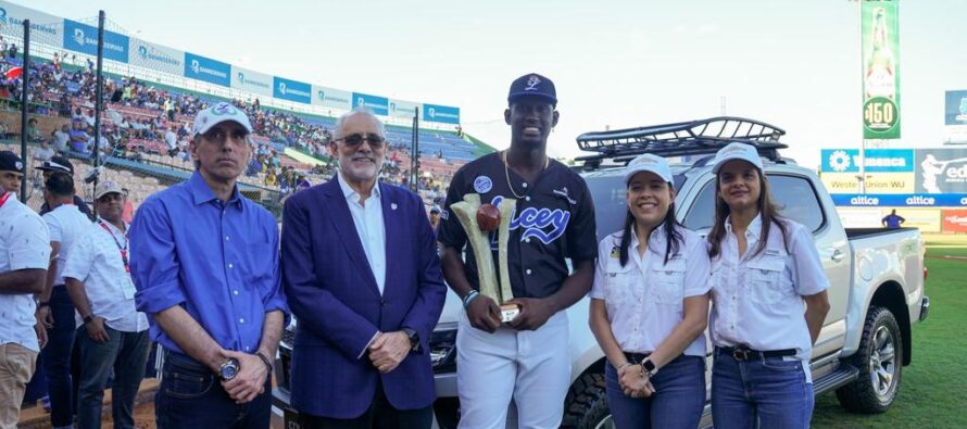 Santo Domingo Motors premia Jugador Más Valioso del torneo 2022-23 de LIDOM