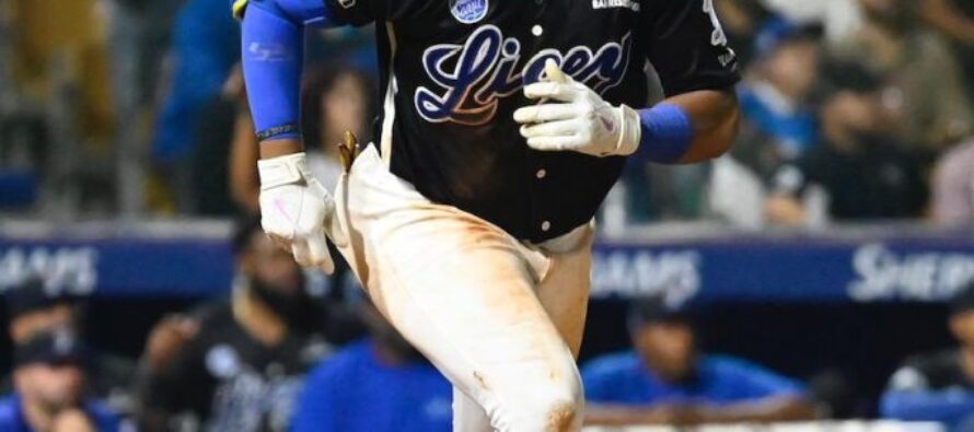 Licey avanza a la serie final, blanquea 8-0 a los Gigantes