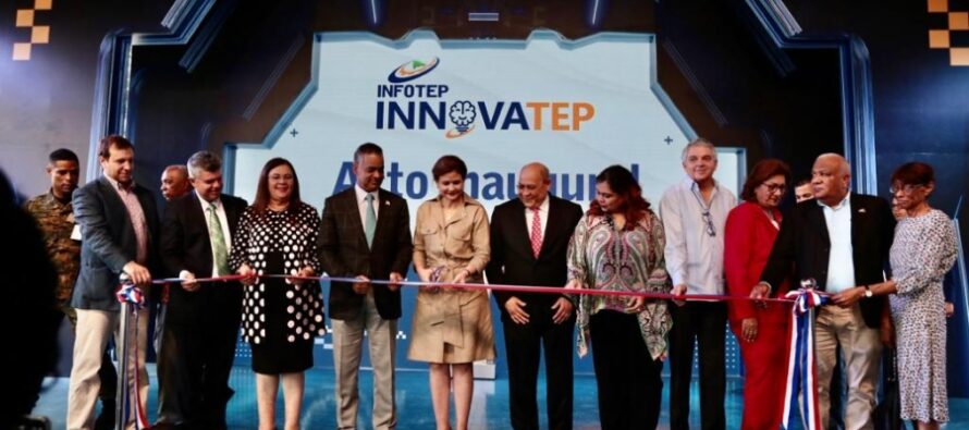 Vicepresidenta Raquel Peña encabeza inauguración de feria INNOVATEP