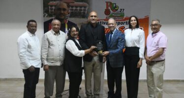 Hato Mayor se prepara para recibir atletas y vacacionistas en voleibol playero de la Semana Santa