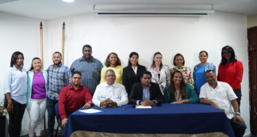 Asociación Dominicana de Maestros apoya concurso para monitores del Minerd