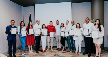 Ganadores del Premio Nacional de la Juventud serán embajadores de iniciativas de la institución