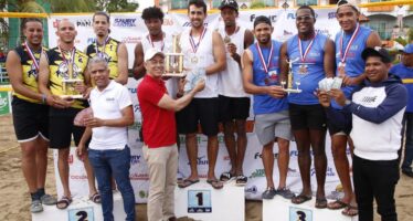 Ganadores en masculino del voleibol playero de Hato Mayor 2023