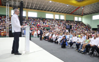 Gobierno anuncia “Un cariñito para mamá”, un bono para a un millón de madres