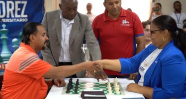 Torneo universitario de ajedrez arranca con 14 representaciones