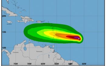 La ONAMET continua vigilando la tormenta tropical Bret