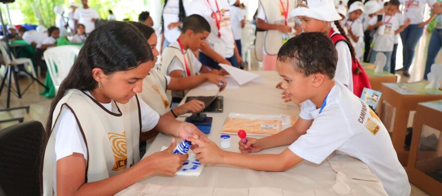 JCE realiza primeras elecciones infantiles donde resultó ganador el valor «Justicia»