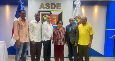 Glorias del deporte manifiestan su apoyo a IV Juegos Santo Domingo Este