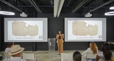 AMEDIP realiza taller sobre comunicación en la era digital con Cristal Acevedo