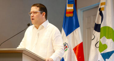 Dominicanos residentes en el exterior podrán traer artículos por un valor de hasta USD 4,000