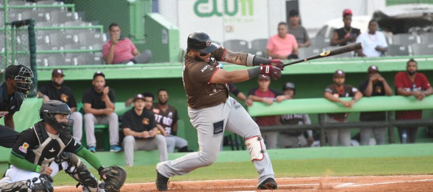 Gigantes ganan tercero seguido y le sacan un juego en el primero a las Estrellas 