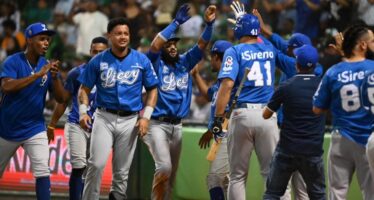 Licey hace historia con su bicampeonato del béisbol dominicano