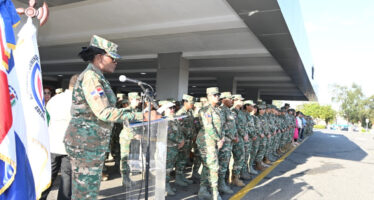 Mujeres militares son homenajeadas por el Día Internacional de la Mujer