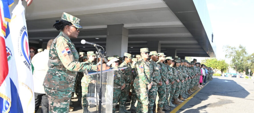 Mujeres militares son homenajeadas por el Día Internacional de la Mujer